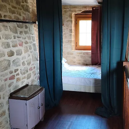 Grande Maison En Campagne Avec Piscine Chauffee Et Decouvrable Chaudron-en-Mauges